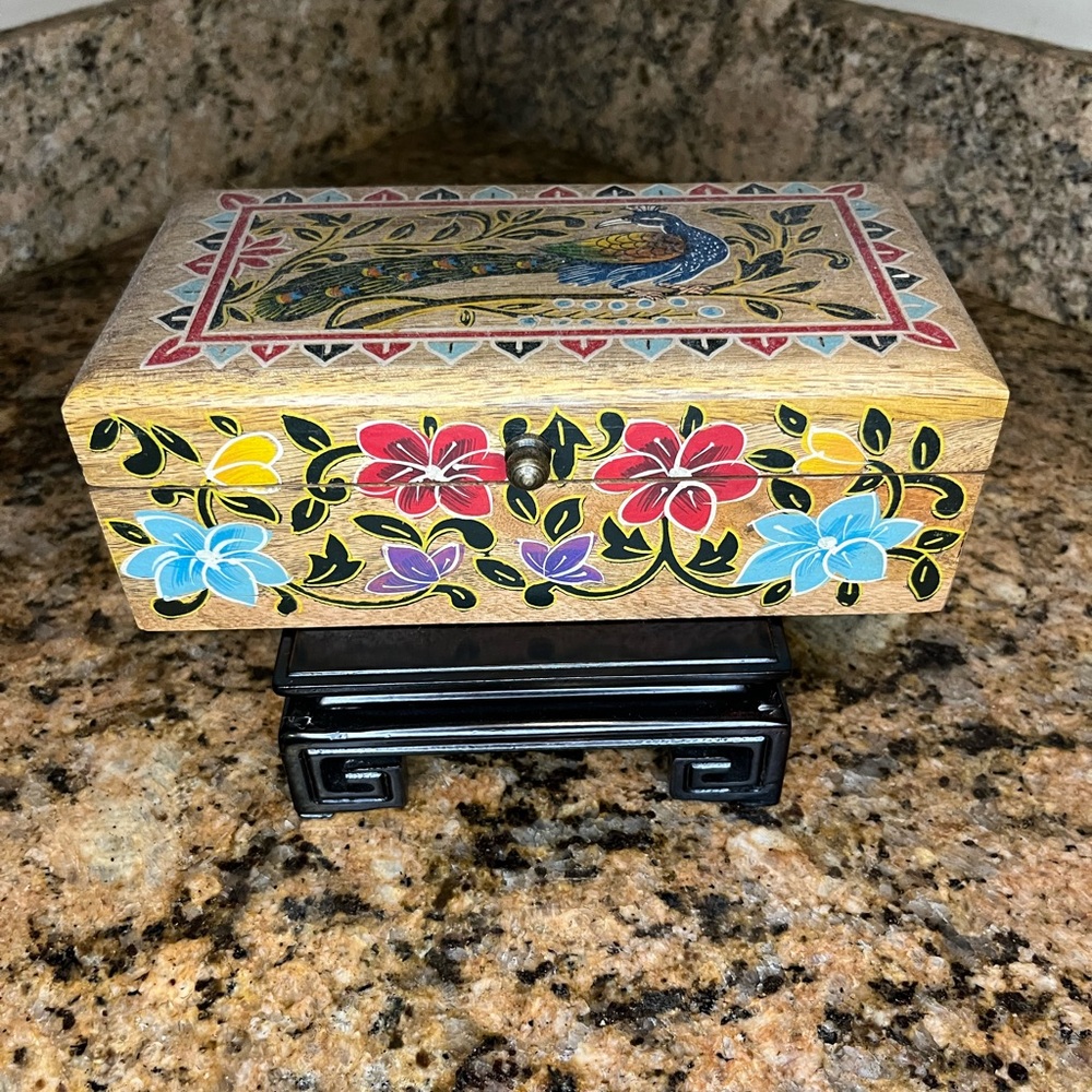 World market wooden box